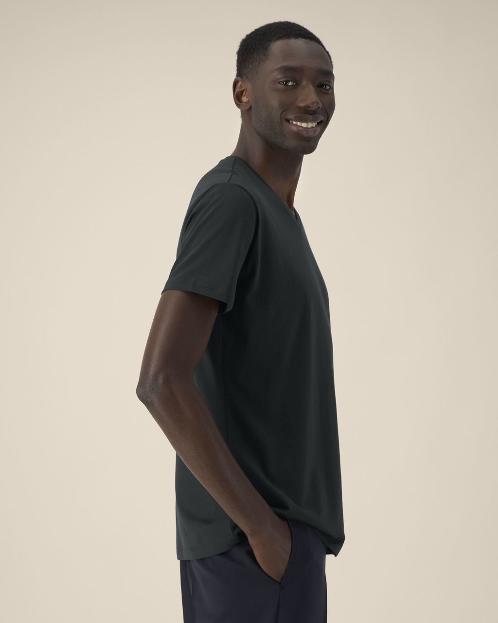 front__Black